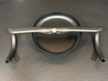 Used Cervelo HB13 Carbon Handlebar 440mm bike