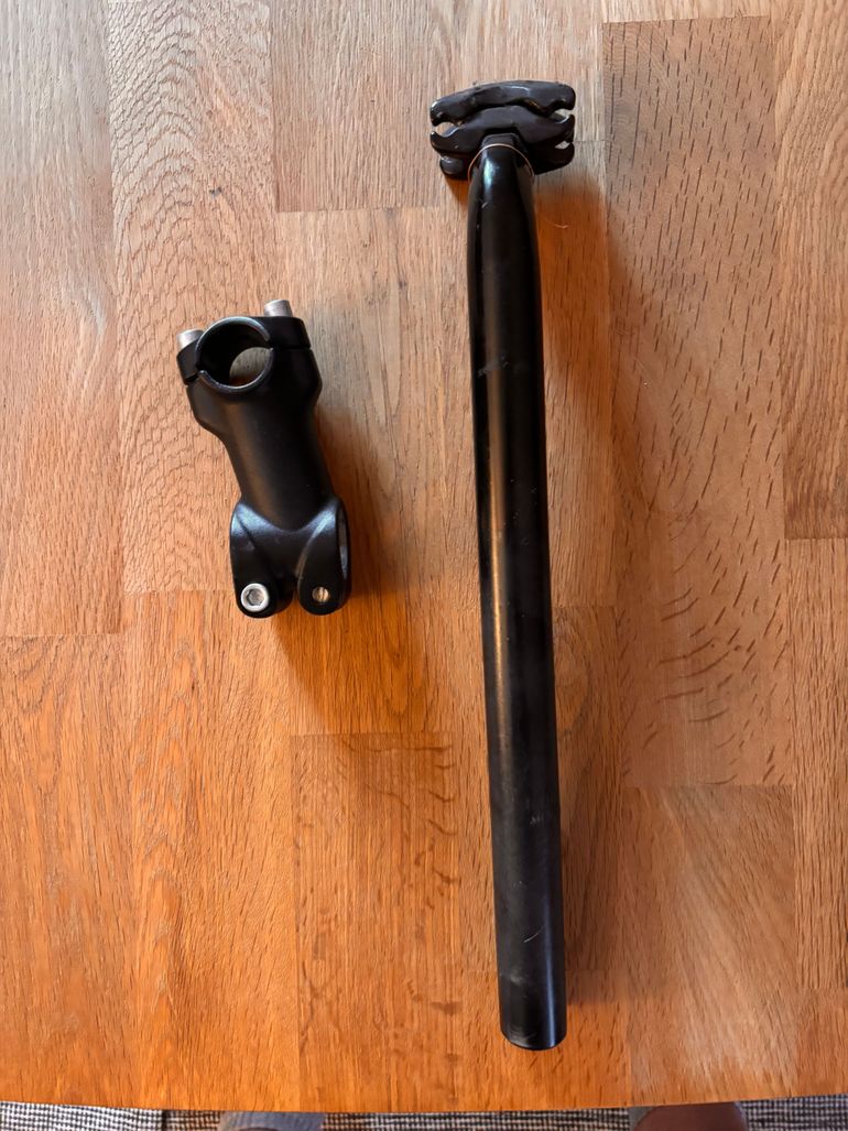 Used unknown Alu-Sattelstütze und Vorbau bike — image 1 of 7