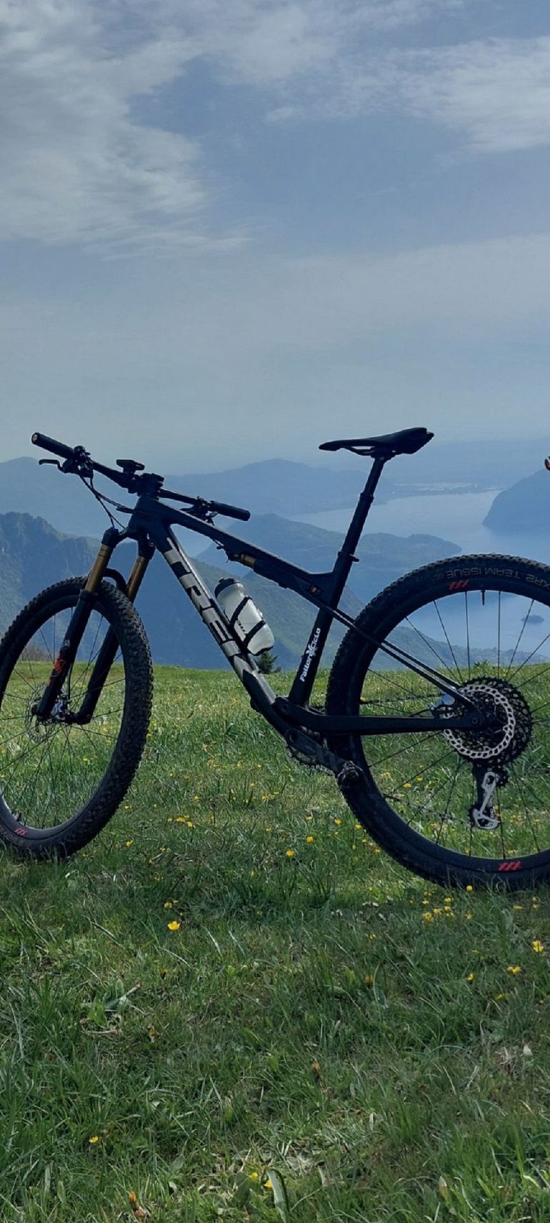 Used Bikeyoke Bike Yoke Divine SL Dropper Seatpost bike — image 2 of 2