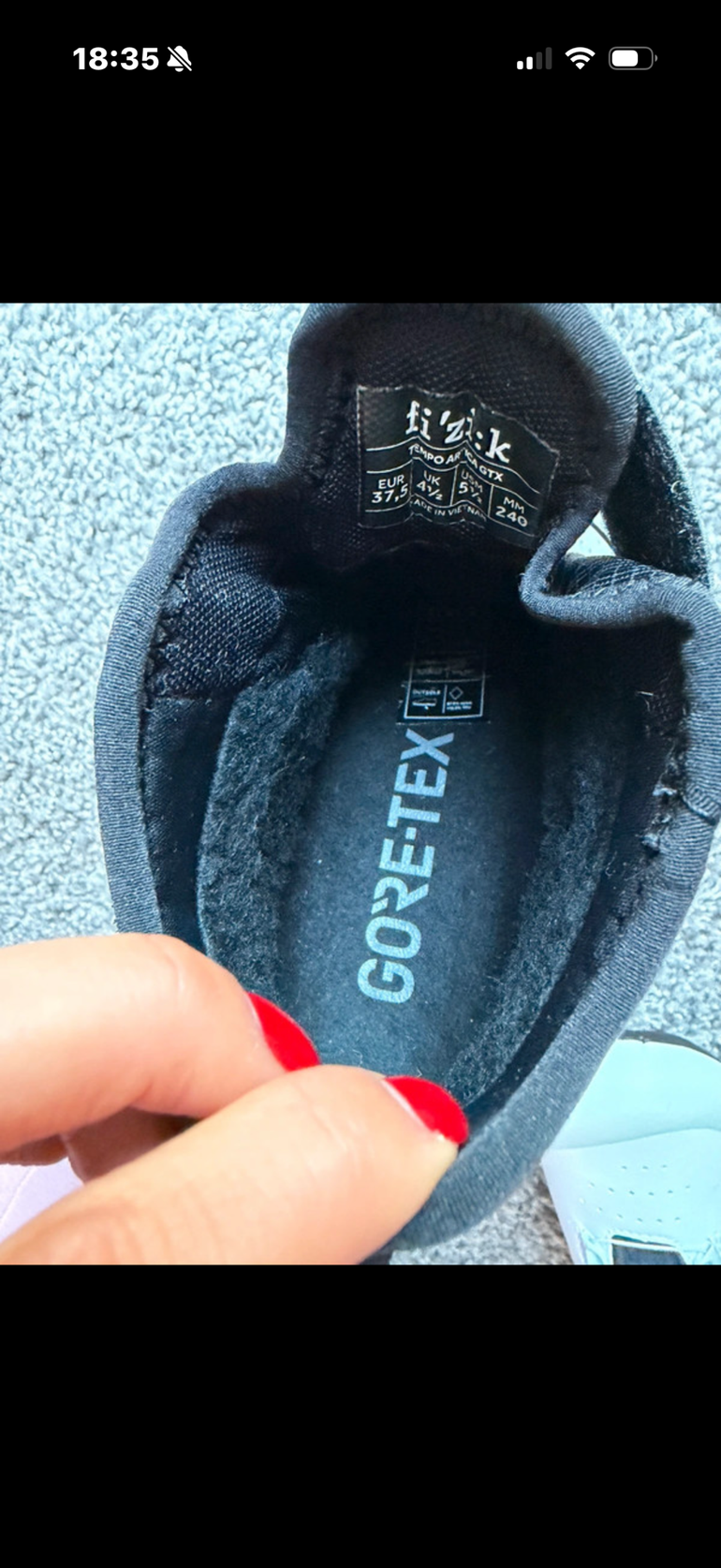 Used 2025 Fizik tempo Artica R5 Gore-tex bike — image 6 of 11