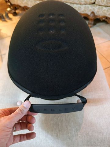 Gebrauchtes 2020 Oakley ARO7 ROAD Crono Helmet bike — Bild 11 von 13
