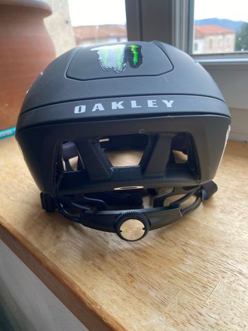 Used 2026 Oakley Velo Stelvio Helmet bike — image 6 of 8