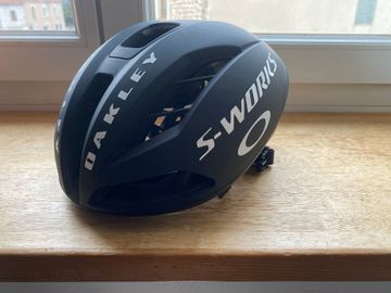 Used 2026 Oakley Velo Stelvio Helmet bike — image 4 of 8