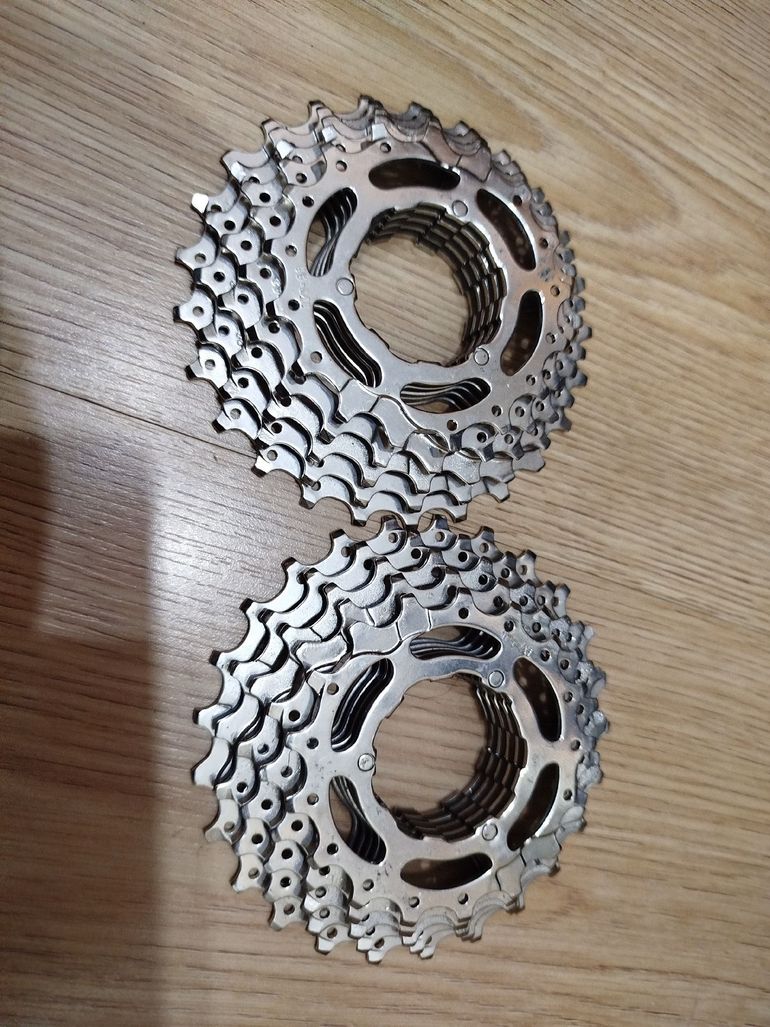 Used desconcida paquete 5 piñones 17/25 hg bike — image 1 of 4