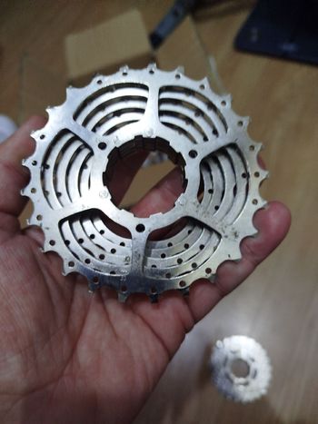 Used desconcida paquete 5 piñones 17/25 hg bike — image 3 of 4