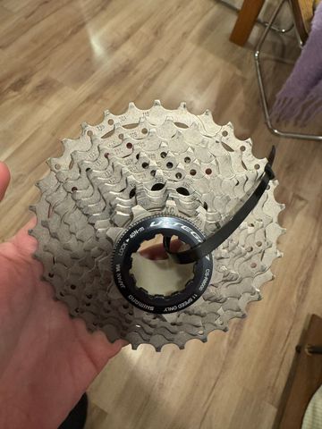 Used 2026 Shimano Ultegra 11-speed 11-32 Cassette Drivetrain & Pedals