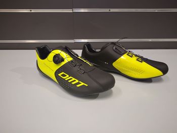 Used Dmt R3 Chaussures de Cyclisme bike — image 3 of 3