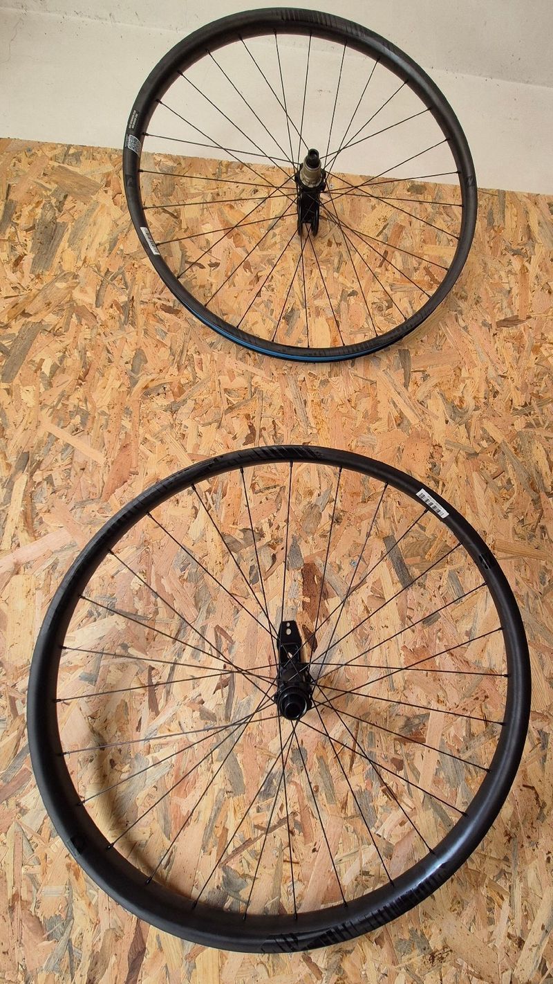 2025 Reynolds TR309/289 XC 29" Wheelset Wheels d'occasion