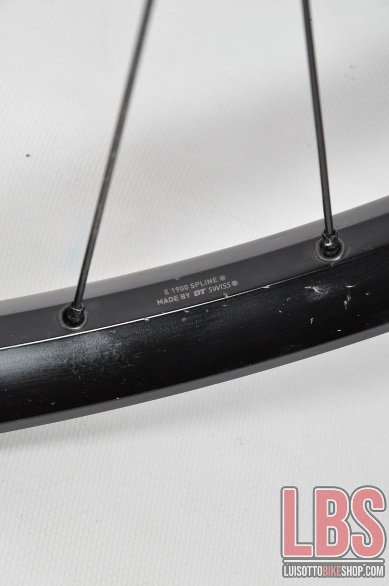 Used Dt Swiss E1900 Spline 29 622x30 Rear Wheel bike — image 10 of 12