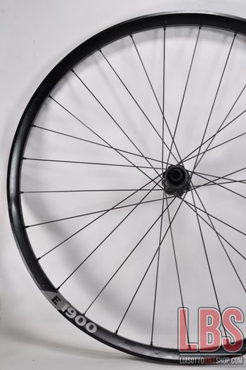 Used Dt Swiss E1900 Spline 29 622x30 Rear Wheel bike — image 6 of 12