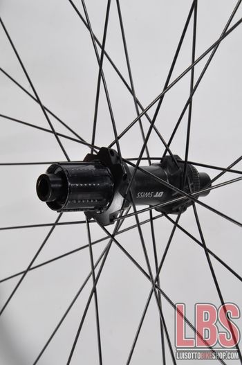 Used Dt Swiss E1900 Spline 29 622x30 Rear Wheel bike — image 7 of 12