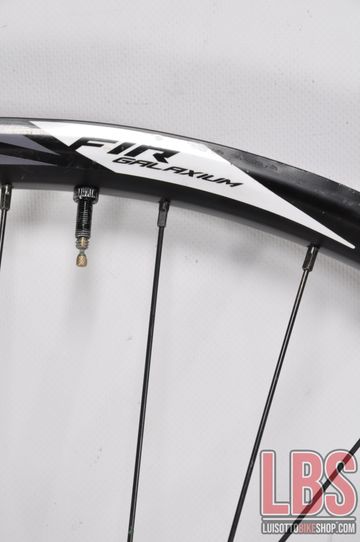 Used Shimano FIR Galaxium 29 30mm Rear Wheel Hub MT 410 Micro Spline bike — image 12 of 13