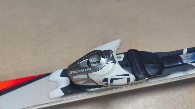 Używany 2015 Wedze SRX 800 Skis with Boost Bindings bike — zdjęcie 8 z 8