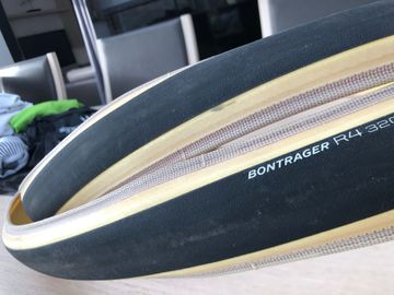 Použité 2026 Bontrager R4 320 Tires bike — obrázek 5 z 7