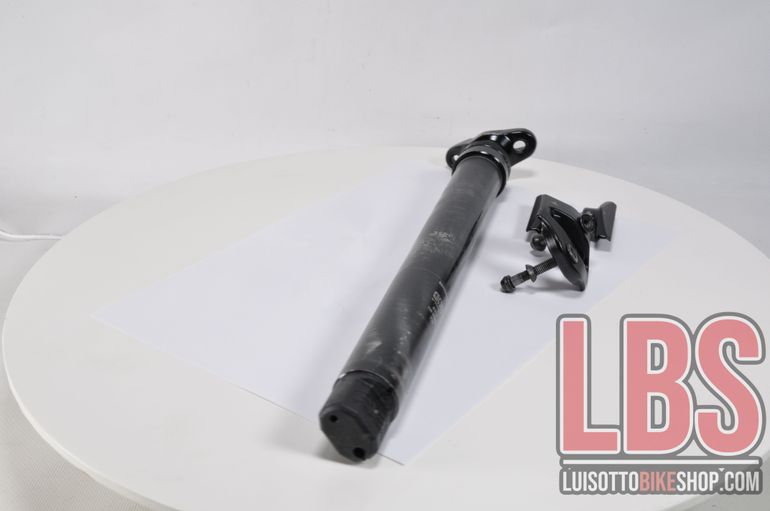 Used E*Thirteen e* Vario Infinite Dropper Post 31.6mm 150-180mm bike — image 2 of 10