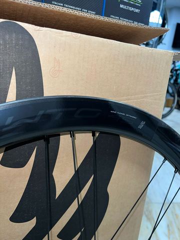 Brugt Campagnolo BORA WTO 45 DB 2WF 2024 bike — billede 6 af 10