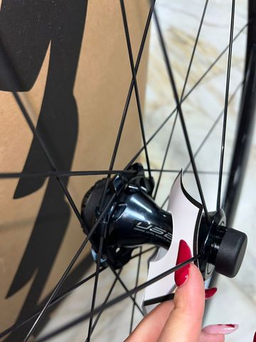 Brugt Campagnolo BORA WTO 45 DB 2WF 2024 bike — billede 5 af 10