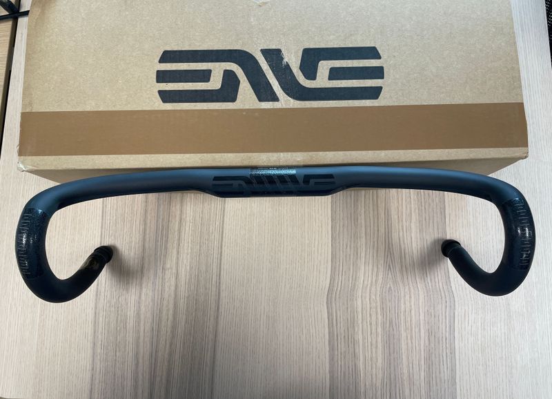 Brugt Enve Road Bar Compact Di2 Integrated 2023 bike — billede 1 af 4