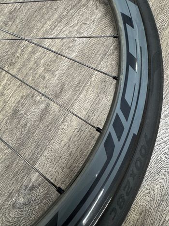 Używany 2024 Fulcrum Wind 40 DB Wheelset bike — zdjęcie 3 z 5