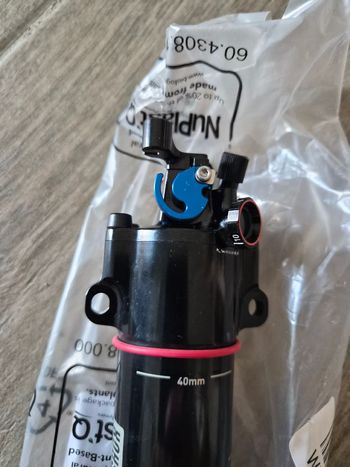 Used 2025 RockShox SIDLuxe Ultimate 3P Shock bike — image 2 of 3