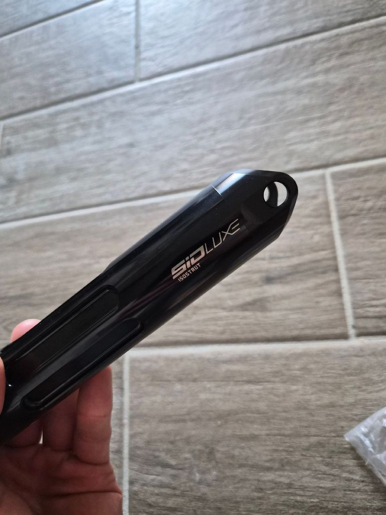 Used 2025 RockShox SIDLuxe Ultimate 3P Shock bike — image 3 of 3