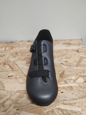 Used Fizik Tempo Overcurve R5 Road Cycling Shoe bike — image 3 of 3