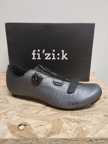 Fizik Tempo Overcurve R5 Road Cycling Shoe Cycling Shoes usato