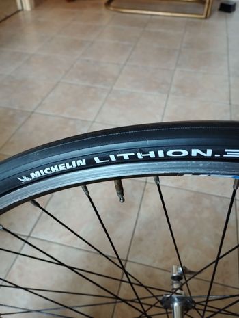 Used Shimano ruote bike — image 5 of 7
