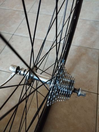 Used Shimano ruote bike — image 2 of 7