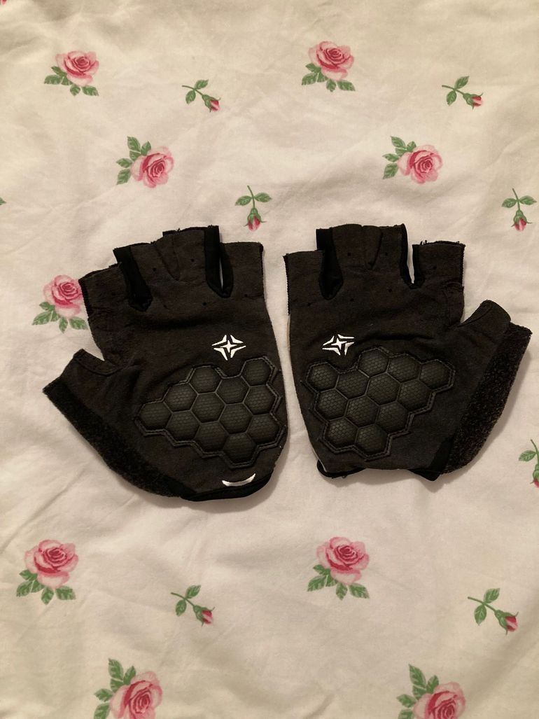Used BTWIN B-twin Gloves bike — image 2 of 2