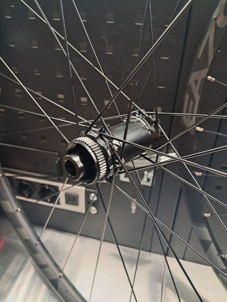 Used 2025 Easton EC70 AX Wheelset bike — image 6 of 9