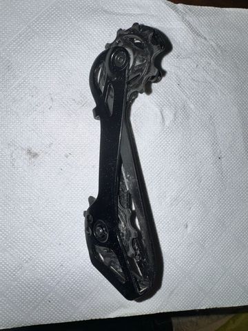 Used 2025 Shimano Ultegra Di2 12-speed Rear Derailleur bike — image 2 of 3