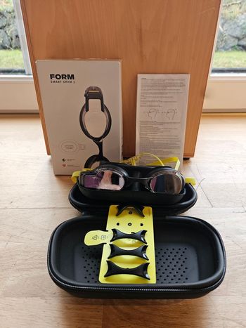 Used 2024 FORM Smart Swim 2 Goggles bike — image 3 of 6