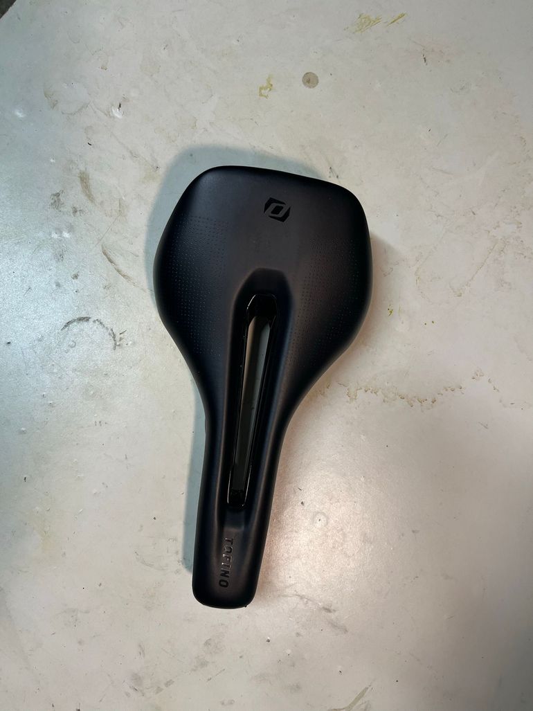 Used 2024 Syncros Torino R1.5 Saddle bike — image 2 of 6