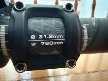 Used Fsa K-Force Compact Carbon Handlebar bike — image 4 of 4