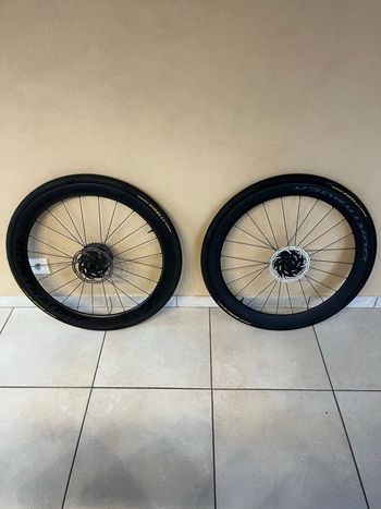 2025, Bontrager Aeolus Pro 51 TLR Disc Road Wheel
