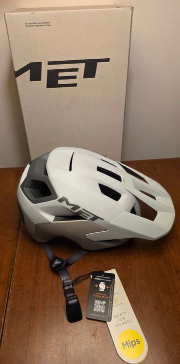 Brugt 2026 MET Revo MIPS Helmet Cycling Accessories