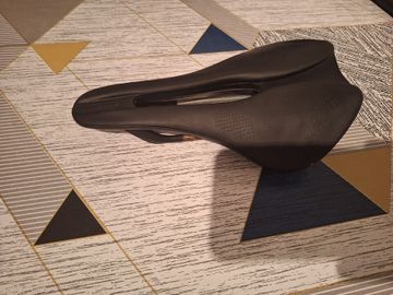 Used 2024 Selle Italia model x Green superflow bike — image 3 of 6