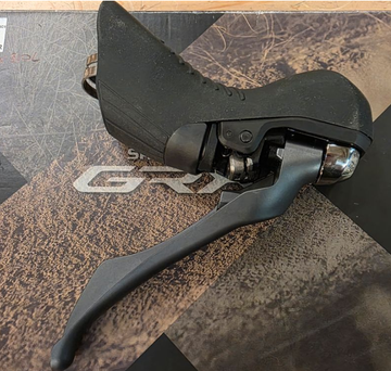 Tweedehands Shimano GRX ST-RX810L Drivetrain & Pedals