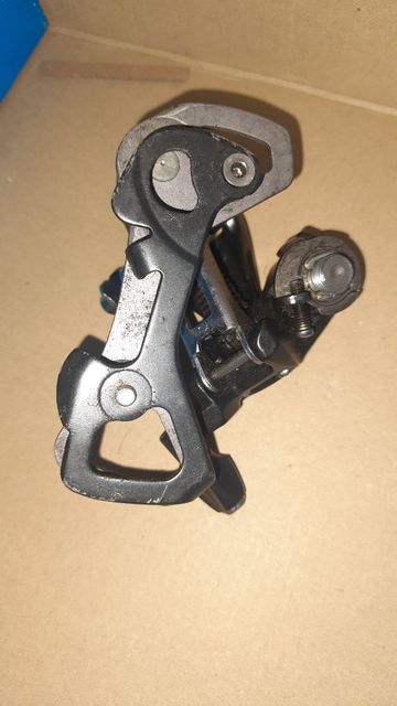 Used 2018 Shimano 105 Guarnitura 2x10 velocità bike — image 11 of 12