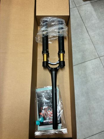 Fox, Fourche 32 Float Taper-Cast 700c Factory 50 FIT4