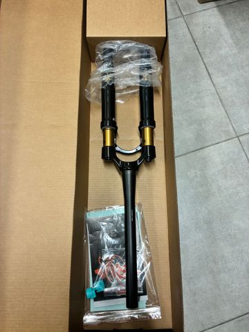 Gebrauchtes Fox Fourche 32 Float Taper-Cast 700c Factory 50 FIT4 Fork