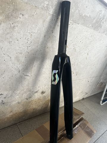 Brugt 2020 Scott Addict RC Fork L56 bike — billede 5 af 7