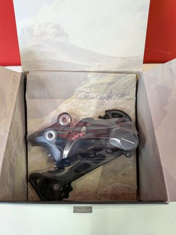 Used Shimano Shimano DEORE XT RD-M8000 SGS 11speed bike — image 2 of 3