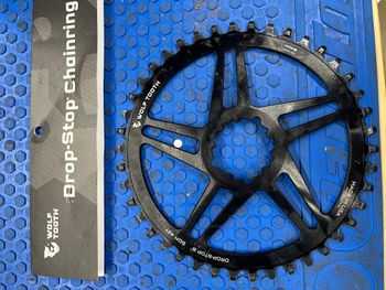 Używany Wolf Tooth Direct Mount Chainrings for SRAM Gravel/Road Cranks 2024 Drivetrain & Pedals