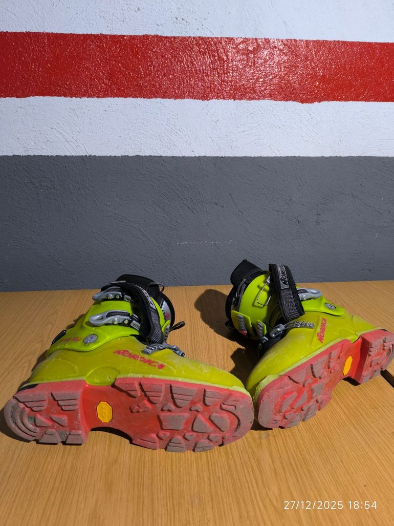 Used 2010 TR12 Touring Ski Boots bike — image 4 of 4