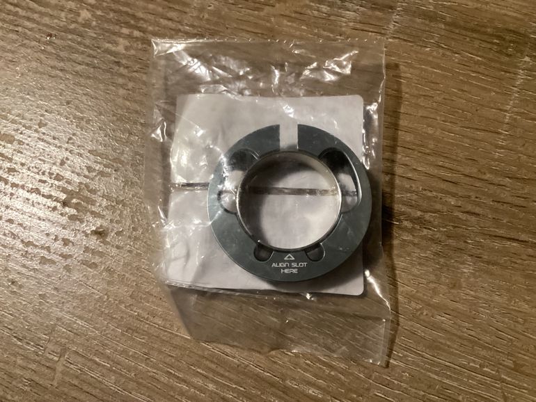 Used Specialized HDS SUB Tarmac SL7 Compression Ring 2026 bike — image 2 of 3
