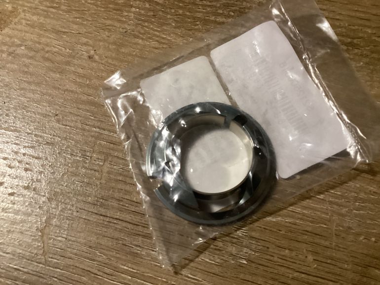 Used Specialized HDS SUB Tarmac SL7 Compression Ring 2026 bike — image 1 of 3