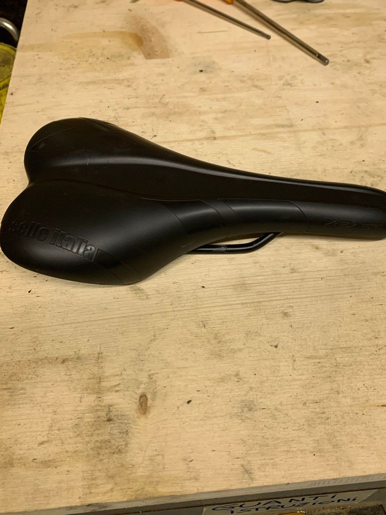 Used Selle Italia x Base bike — image 1 of 3