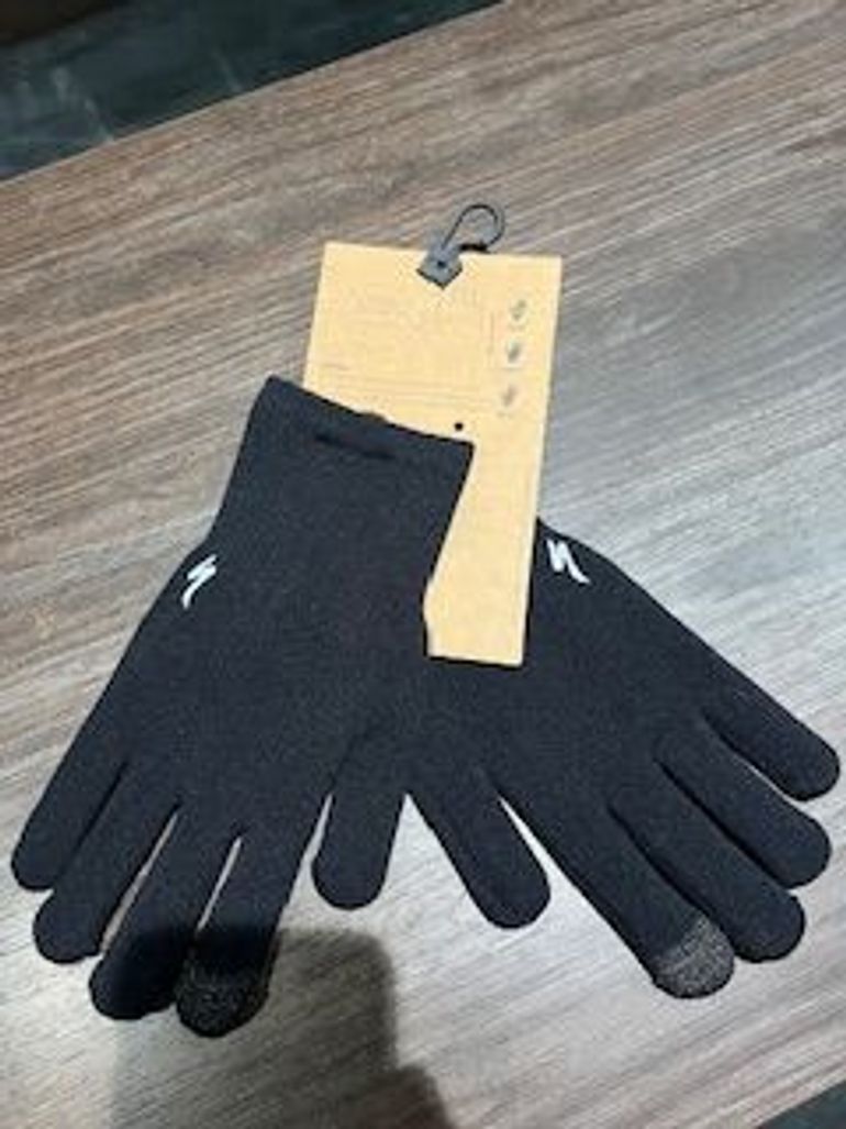 Used Specialized Thermal Knit Gloves bike — image 2 of 2